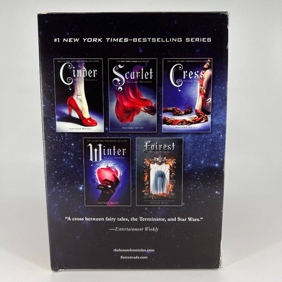 The Lunar Chronicles Hardcover Boxed Set with bonus “Stars Above" - Out of Print - Picture 4 of 10